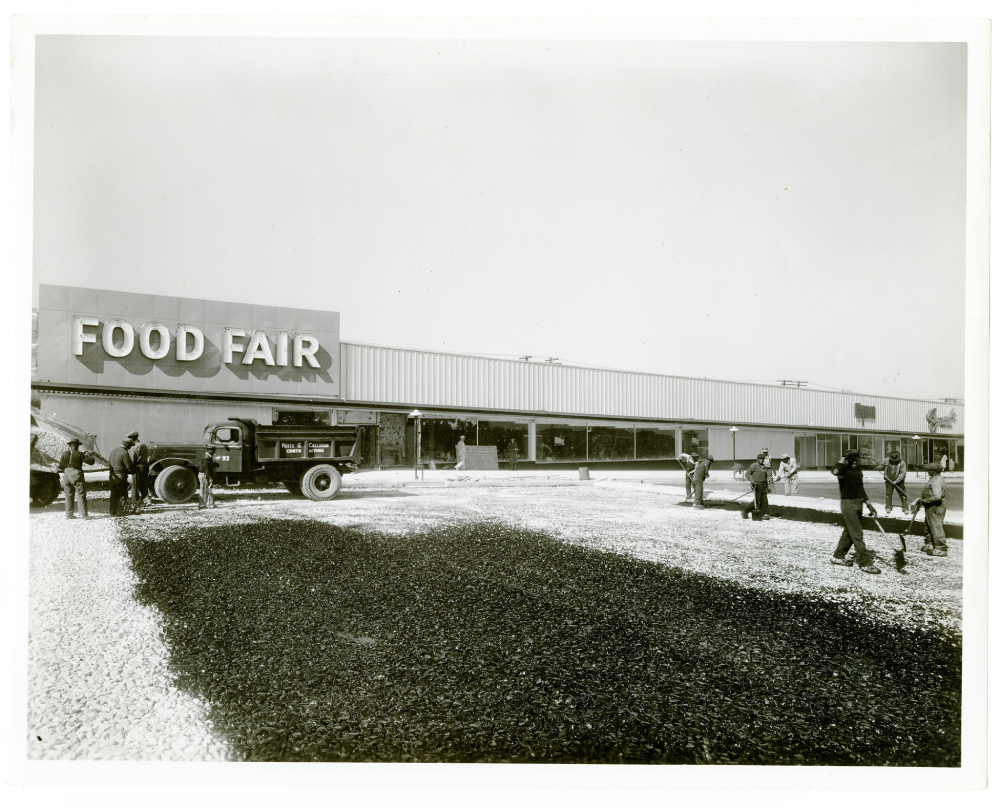 1949 Pouring Asphalt at Food Fair Northwood